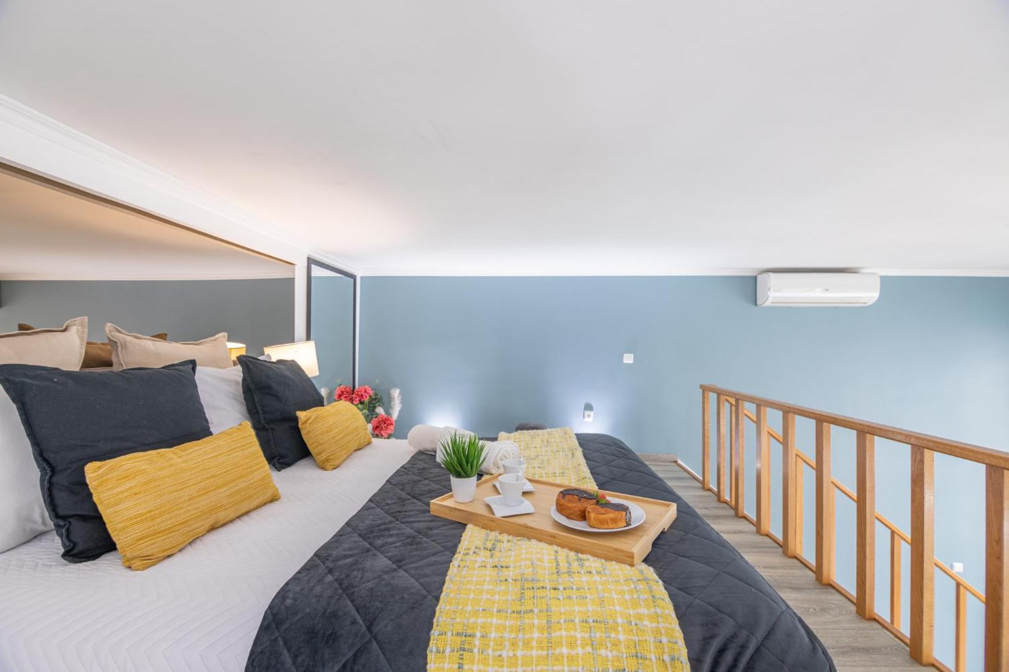 Deluxe Spacious Flats W Mezzanine By Host Wise Apartamento Porto Exterior foto