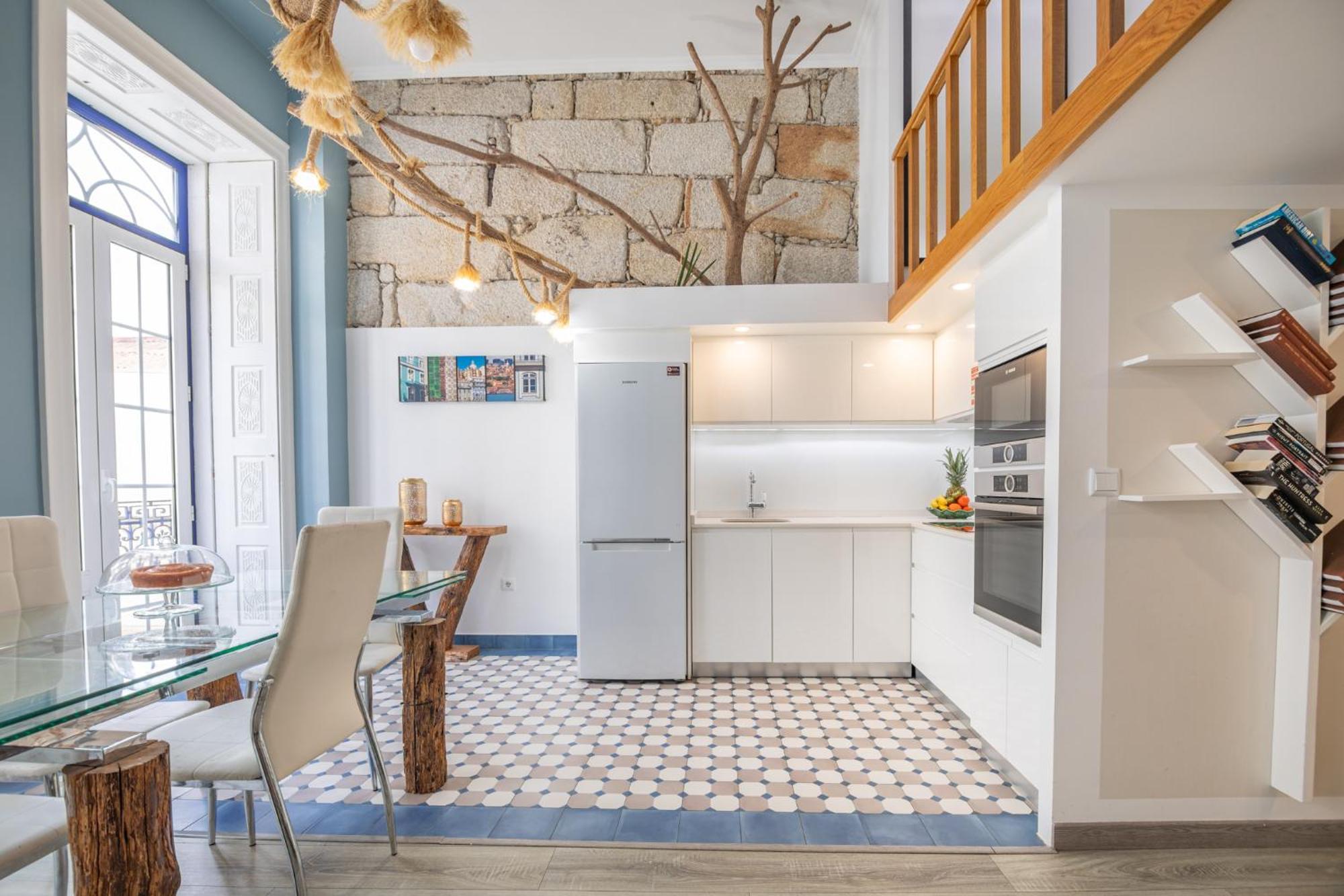 Deluxe Spacious Flats W Mezzanine By Host Wise Apartamento Porto Exterior foto