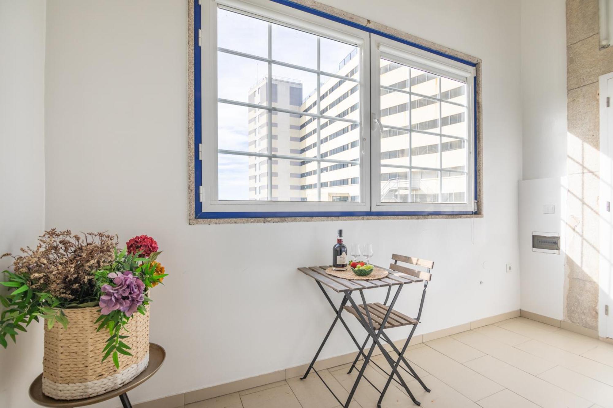 Deluxe Spacious Flats W Mezzanine By Host Wise Apartamento Porto Quarto foto