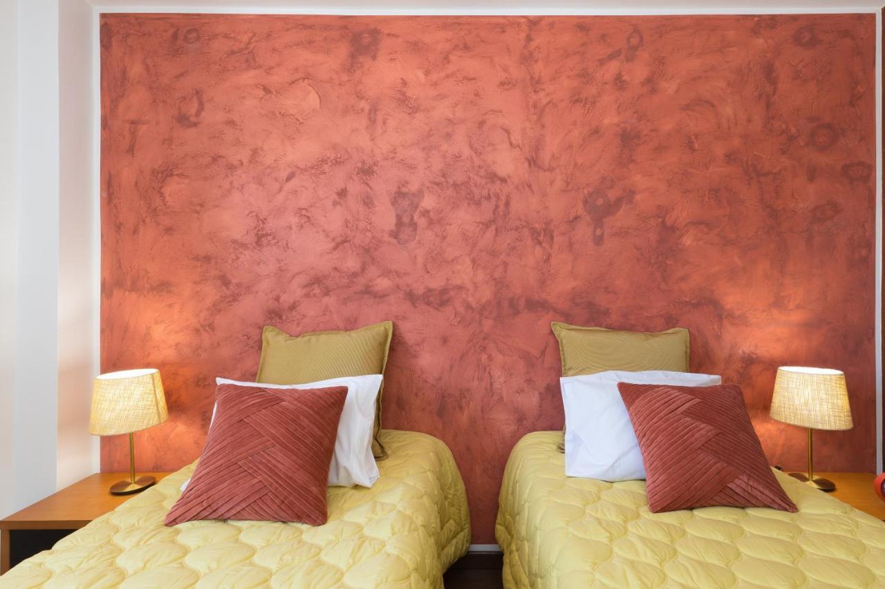 Deluxe Spacious Flats W Mezzanine By Host Wise Apartamento Porto Exterior foto
