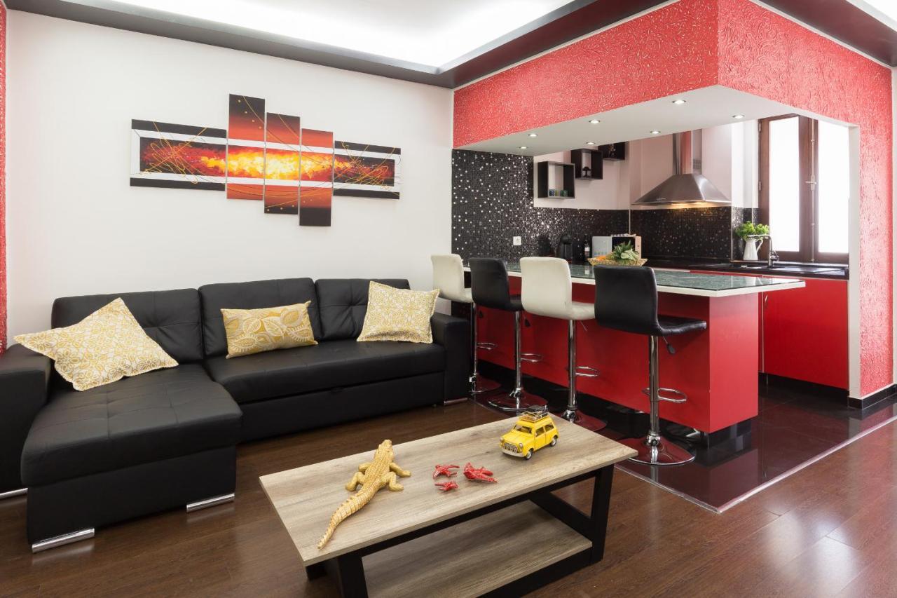 Deluxe Spacious Flats W Mezzanine By Host Wise Apartamento Porto Exterior foto